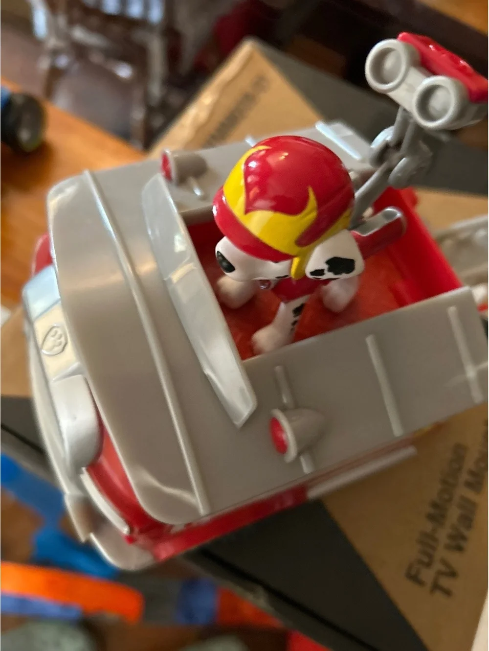 Paw Patrol On A Roll Marshall Firetruck - Transforms, Rolls & Makes Sounds!!